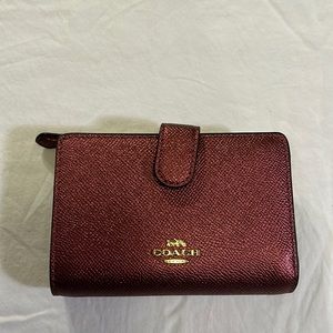 NWT Metallic Wine Wallet